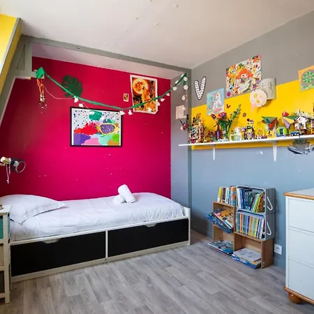 Large Family With Spacious Garden! Nyaraló Hallennes-lez-Haubourdin