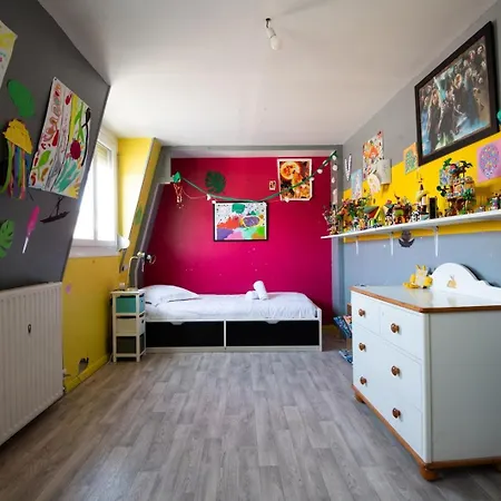 Large Family With Spacious Garden! Nyaraló Hallennes-lez-Haubourdin