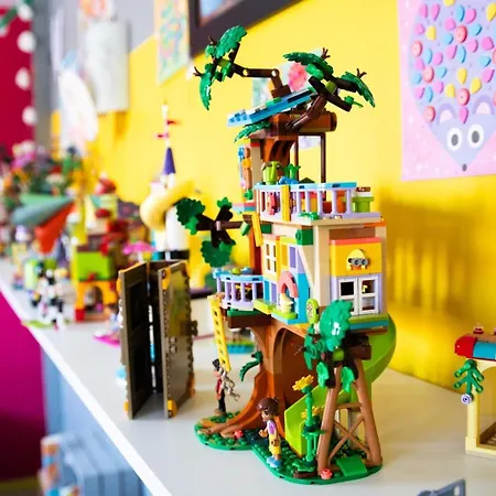 Large Family With Spacious Garden! *